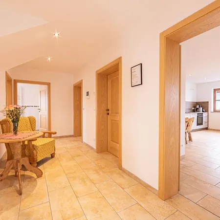 Watzmannblick Apartman *